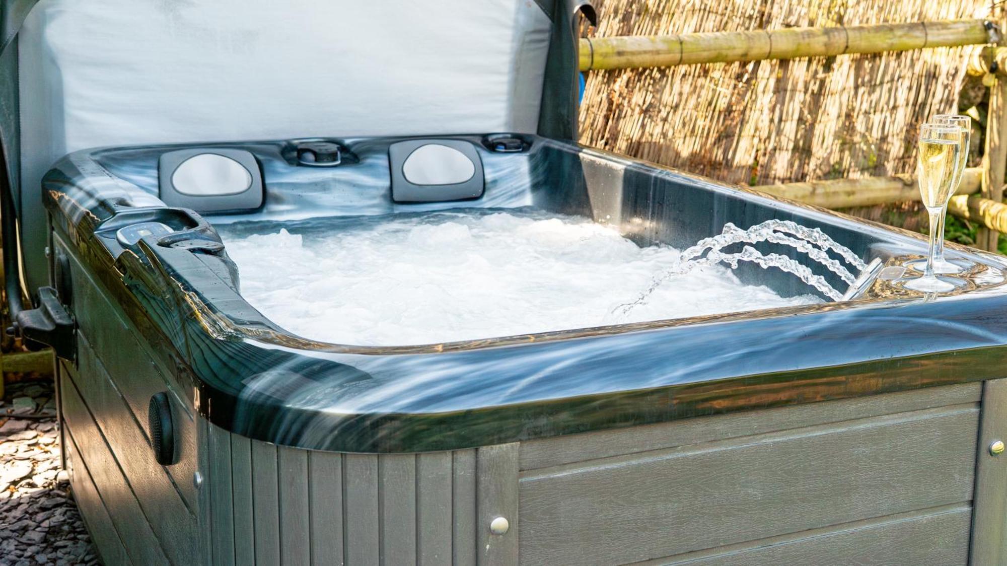 Gasthaus Lavender Retreat With Private Hot Tub Upper Hulme Exterior foto